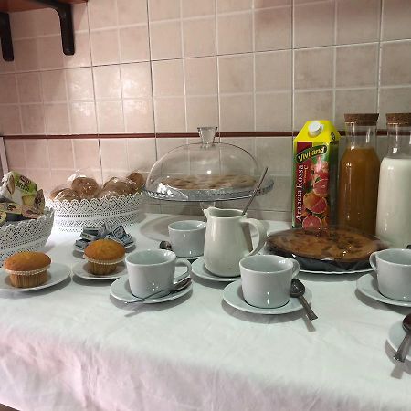 Partenope Legend B&B Napels Buitenkant foto