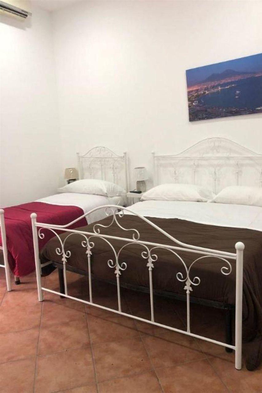 Partenope Legend B&B Napels Buitenkant foto